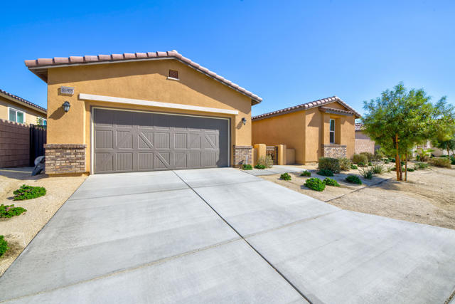 Property photo of 81975 Via San Clemente