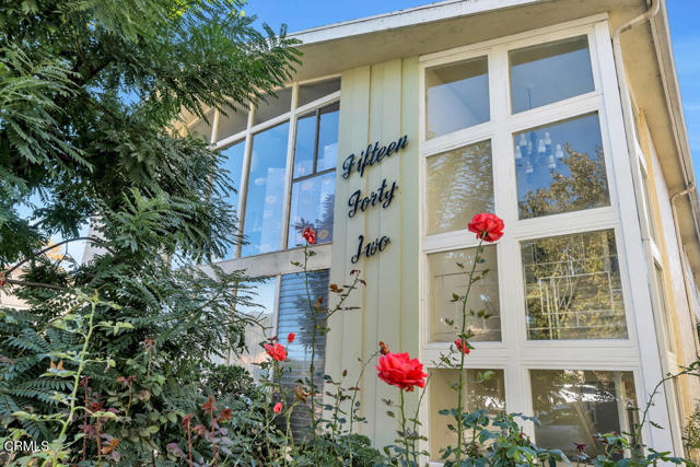 Photo of 1542 Riverside Dr