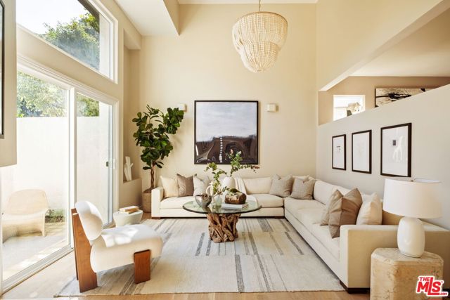 Property photo of 130 Marguerita AV