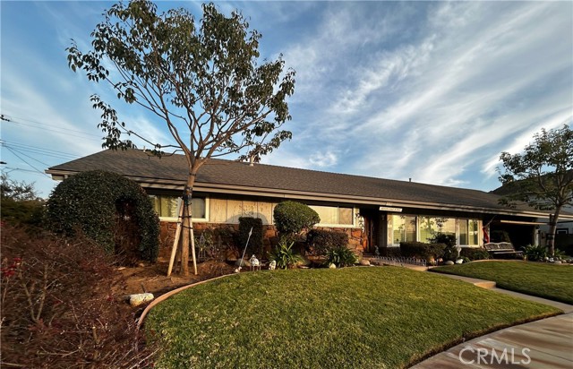 Property photo of 719 S Rosalind