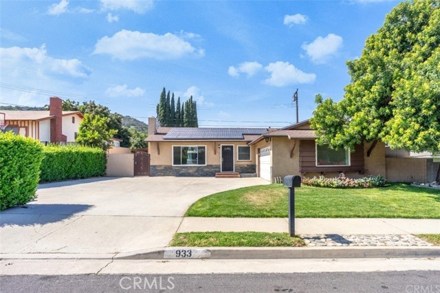 Property photo of 933 Beech Hill AV