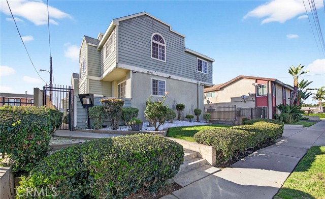 Property photo of 16331 Cornuta