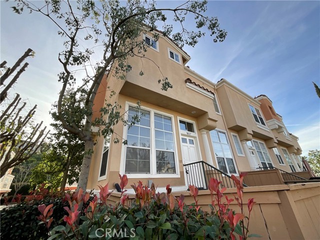 Property photo of 8027 E Naples LN