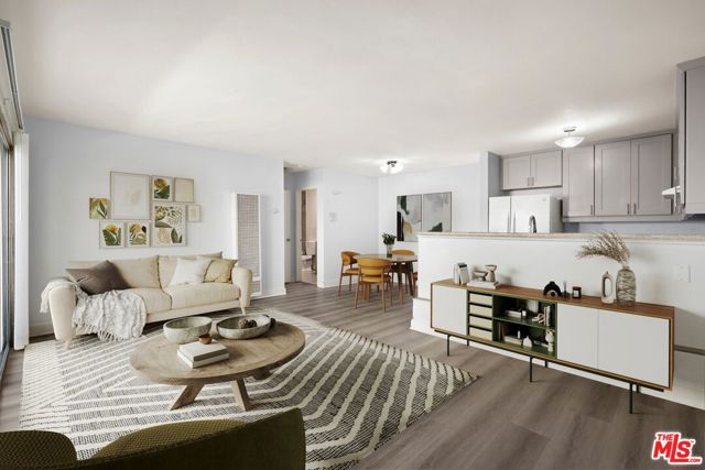 Property photo of 18530 Hatteras ST