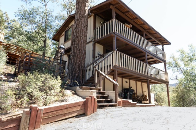 Property photo of 961 Villa Grove AV
