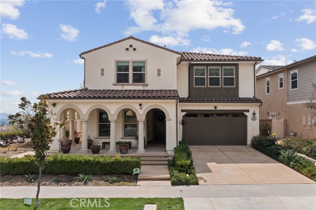 Property photo of 760 E Orange Blossom WY