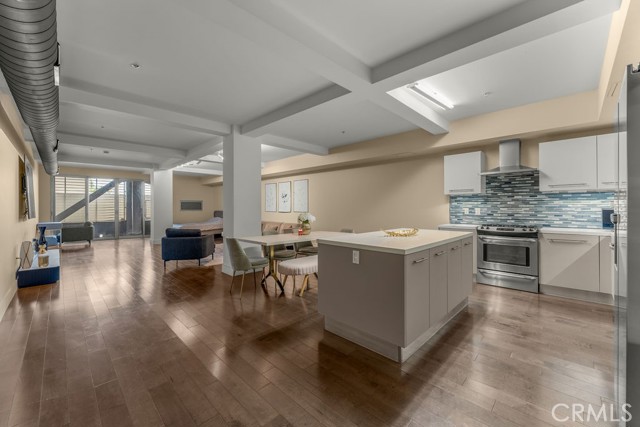 Property photo of 433 Pine AV