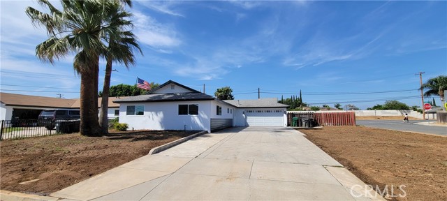 Property photo of 3355 Debbie LN