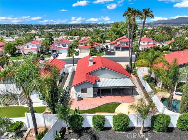 Property photo of 32675 Hislop WY