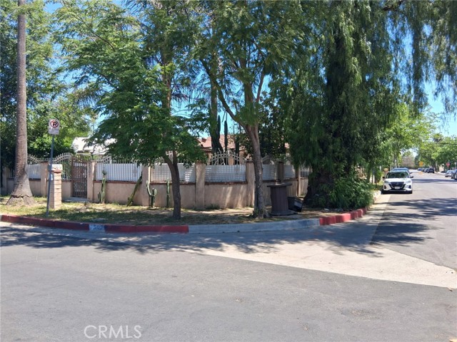 Property photo of 7502 Remmet AV