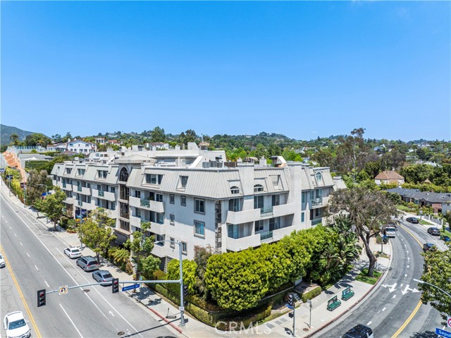 Property photo of 390 S Sepulveda BL