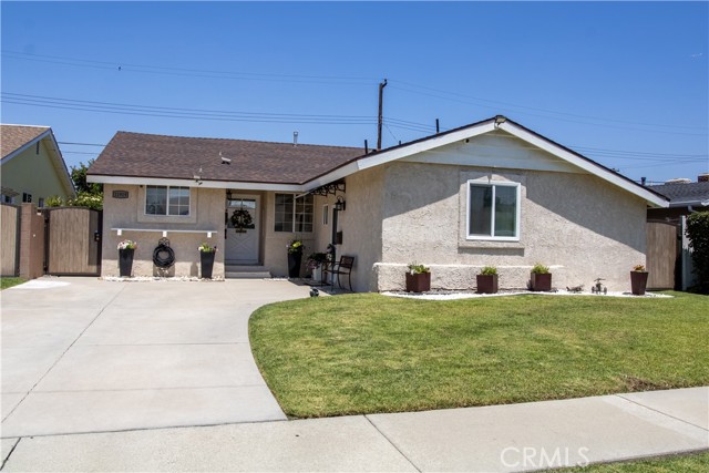 Property photo of 11919 Susan AV