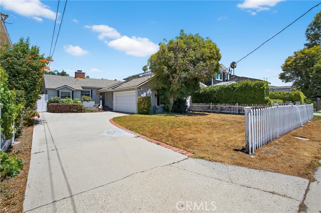 Property photo of 15747 Addison ST