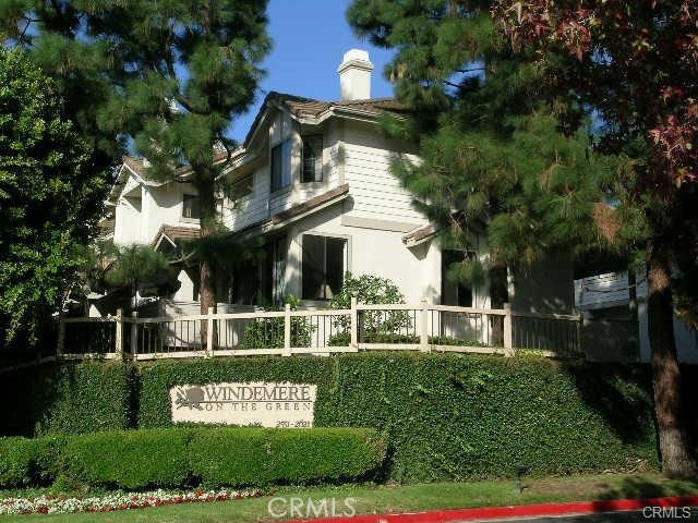 Property photo of 2577 Plaza Del Amo