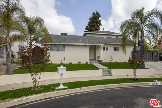 Property photo of 12643 Elkwood ST