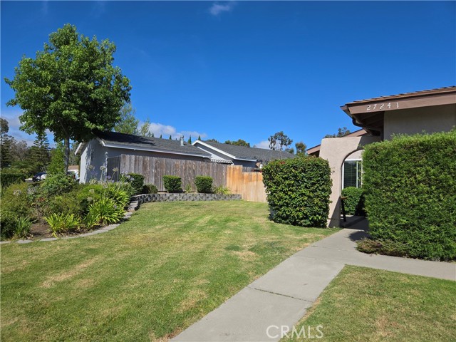 Property photo of 27241 Las Nieves