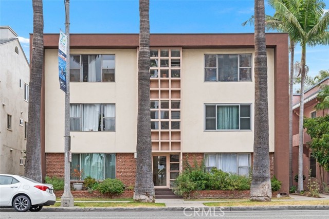 Property photo of 1015 E Ocean BL