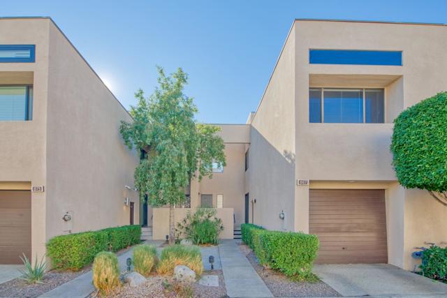 Property photo of 867 Village Square SQ