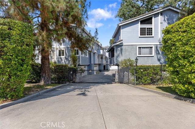 Property photo of 23163 Mulholland DR