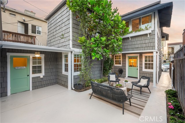 Property photo of 44 59th PL