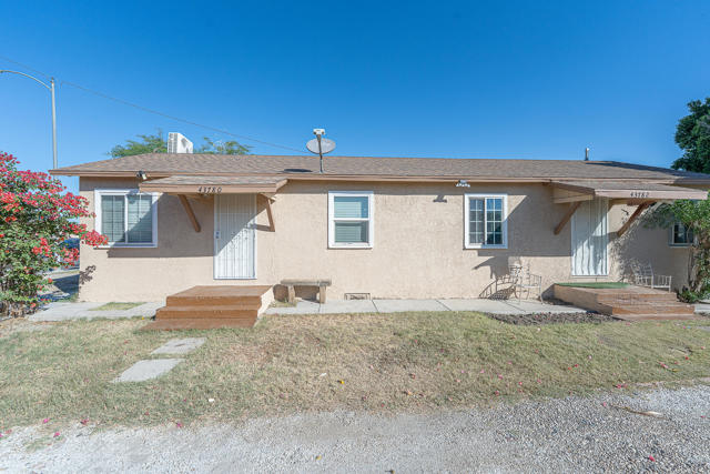Property photo of 43780 W Circle DR