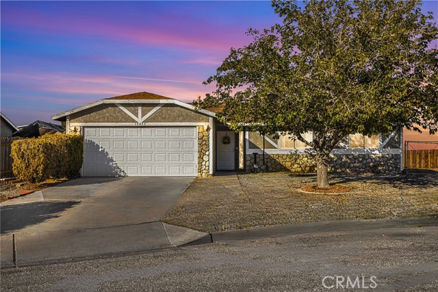 Property photo of 10450 Cimmeron Trail
