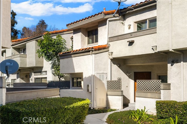 Property photo of 32 Willowcrest