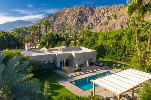 Property photo of 46370 Cameo Palms DR