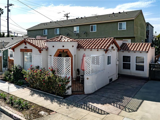 Property photo of 1011 Bennett Ave