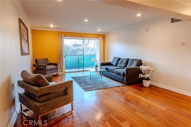 Property photo of 5460 White Oak AV