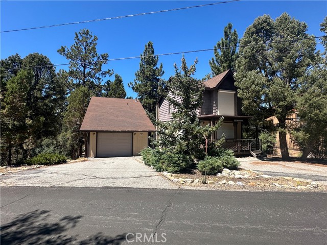 Property photo of 154 Riverside AV
