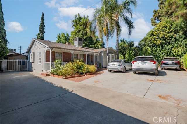 Property photo of 18530 Malden ST