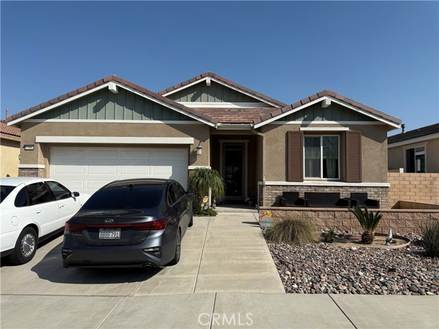 Property photo of 17985 Crabapple CT