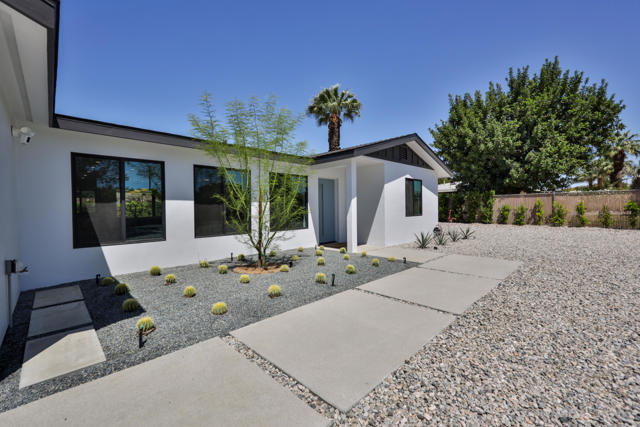 Property photo of 32299 Whispering Palms TR