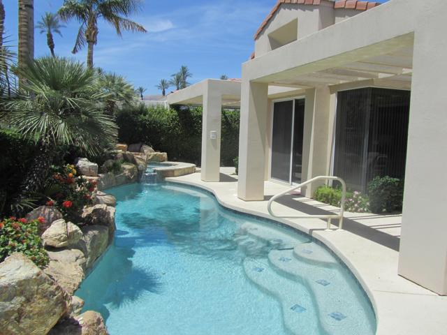 Property photo of 75313 14th Green DR