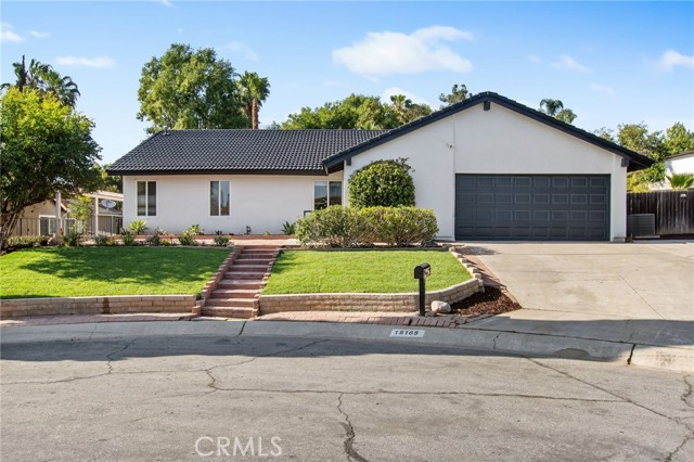Property photo of 18165 Sharon CR