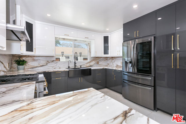 Property photo of 7001 Beckett ST