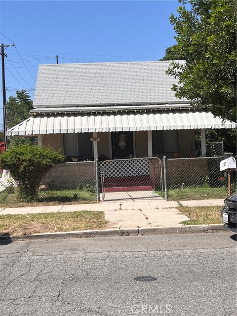 Property photo of 207 E O ST
