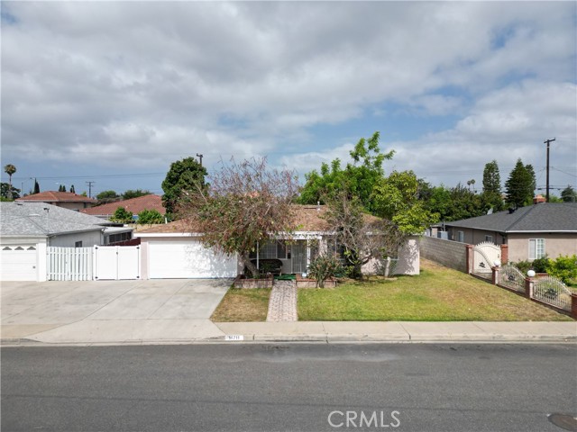 Property photo of 14711 Riata ST