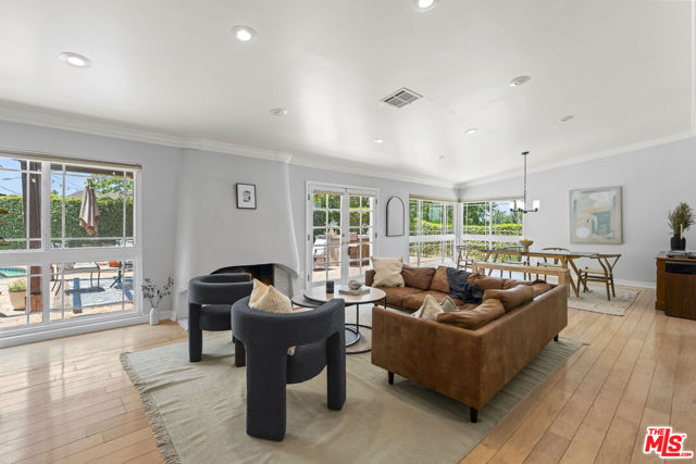 Property photo of 4701 Dunman AV