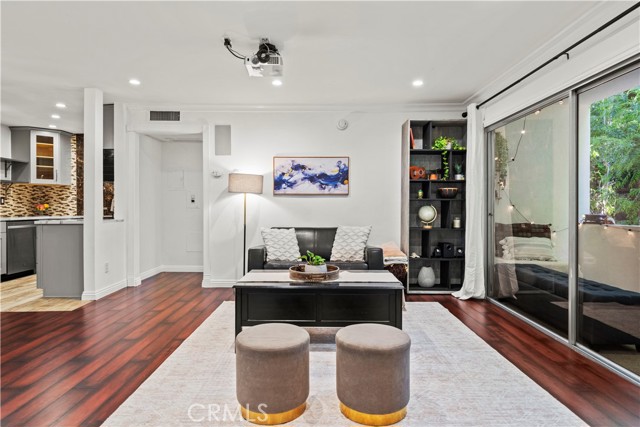 Property photo of 5215 Balboa BL