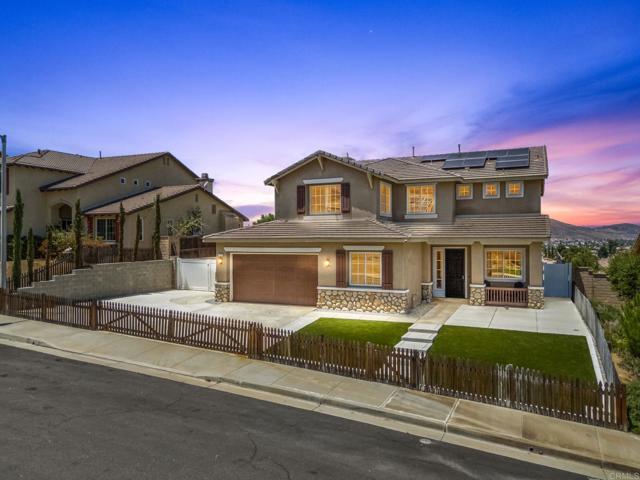 Property photo of 28303 Pinyon Pine CT
