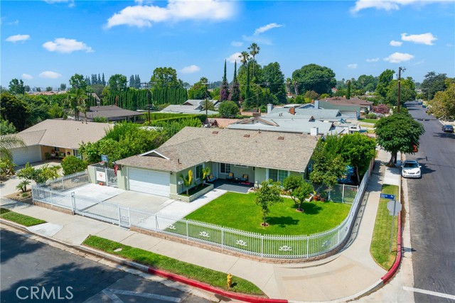 Property photo of 8521 Gloria AV