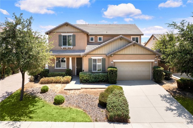 Property photo of 11836 Crossbill WY