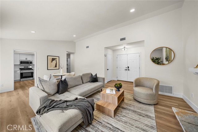 Property photo of 29589 Mira Loma DR