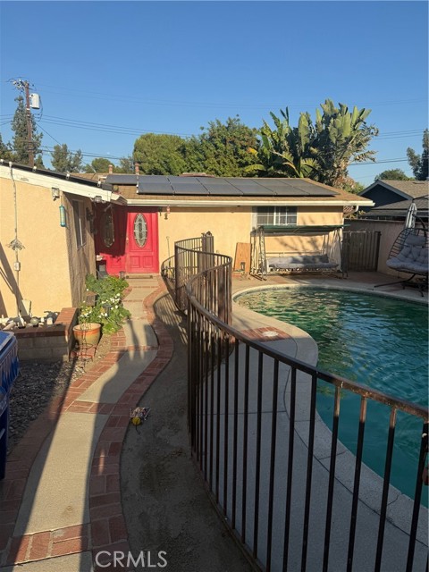 Property photo of 10828 Aqueduct AV
