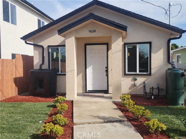 Property photo of 9614 Grape ST
