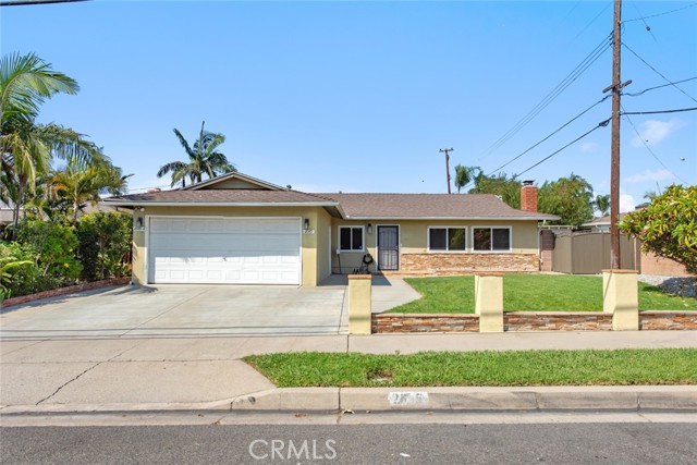 Property photo of 2645 E Walnut AV
