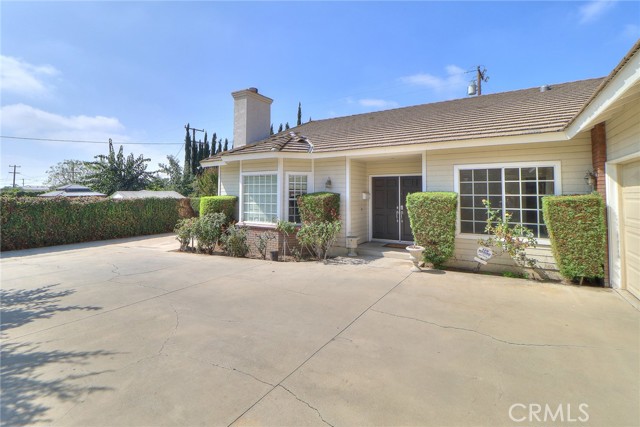 Property photo of 4939 Doreen AV