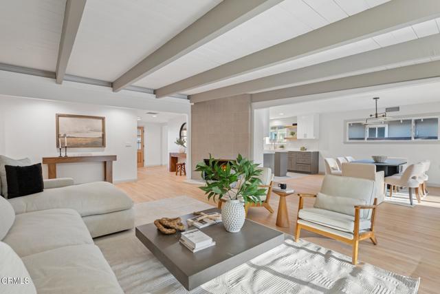 Photo of 6043 Mary Ellen Av